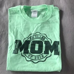 Large OU mom’s shirt